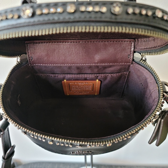 Coach Elegant Black Crossbody Bag - Picture 11 of 13